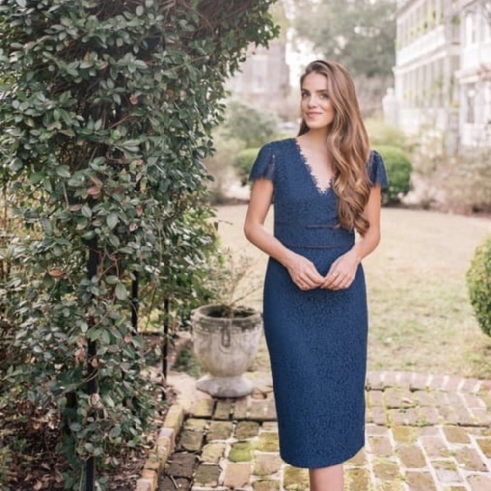 Gal Meets Glam Navy Lace Midi Dress
